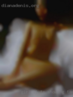 Girl sluts showing tampon pussy from Anniston AL.